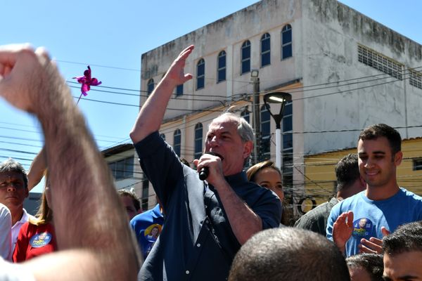 Ciro Gomes, candidato à Presidência da República visita a cidade de Serra