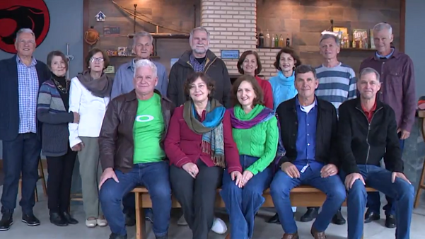 Dia do Irmão: família reúne 14 irmãos em Vargem Alta