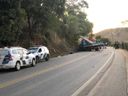 Duas pessoas morrem em acidente entre carro e caminhão em Alegre(Thomaz Albano)