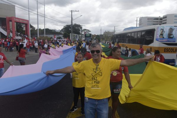 Grito dos Excluídos durante concentração na Ufes por Vitor Jubini