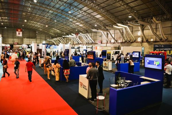 Imagem aérea da feira, na última edição em 2019