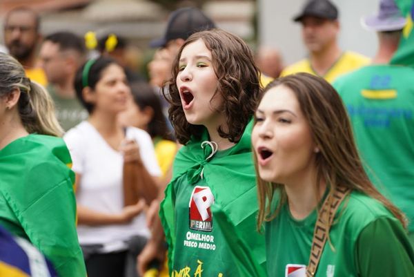 Concentração de manifestantes pró-Bolsonaro em Vila Velha para passeata pelos 200 anos da Independência do Brasil por Xablair/Divulgação