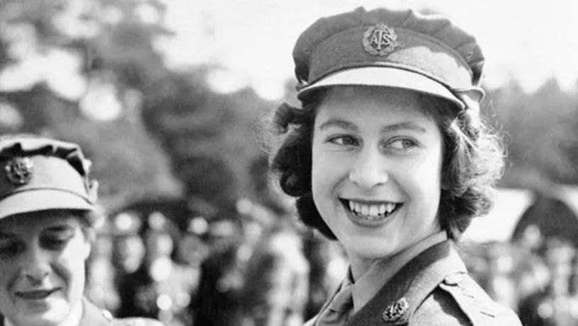 Rainha Elizabeth durante o serviço militar