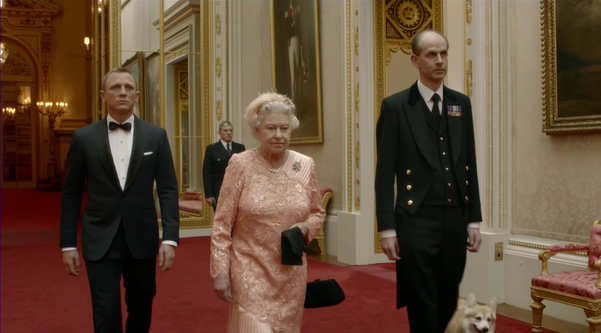A Rainha da Inglaterra e James Bond na Abertura dos Jogos Olímpicos de Londres 2012
