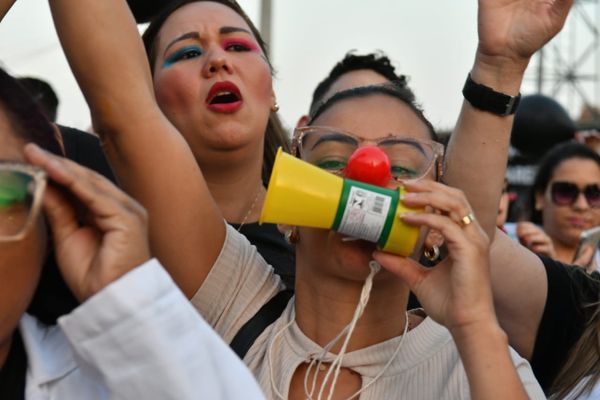 Novo protesto contra a suspensão do piso salarial da enfermagem em Vitória, na tarde desta sexta-feira (09). por Fernando Madeira | A Gazeta