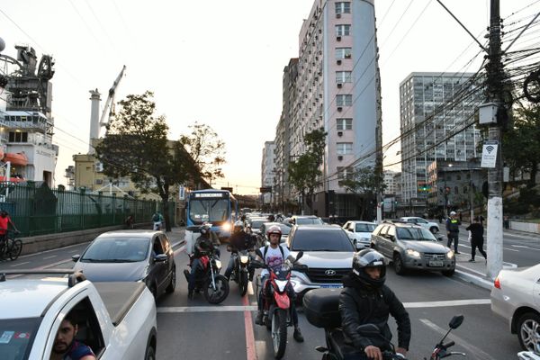 Novo protesto contra a suspensão do piso salarial da enfermagem em Vitória, na tarde desta sexta-feira (09). por Fernando Madeira | A Gazeta