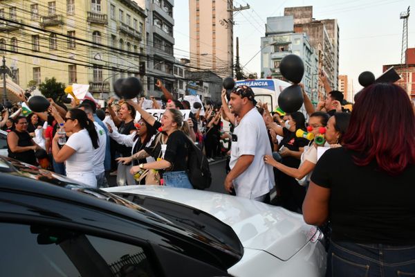 Novo protesto contra a suspensão do piso salarial da enfermagem em Vitória, na tarde desta sexta-feira (09). por Fernando Madeira | A Gazeta