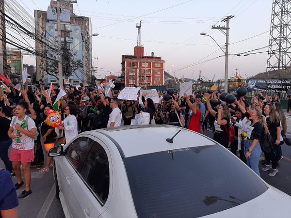 Novo protesto contra a suspensão do piso salarial da enfermagem em Vitória, na tarde desta sexta-feira (09). por Fernando Madeira | A Gazeta