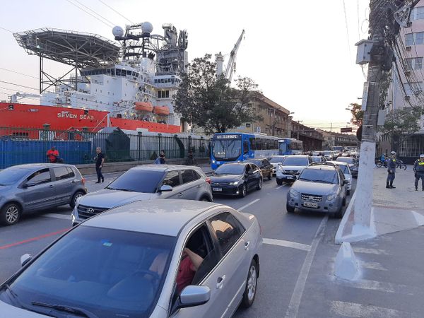 Novo protesto contra a suspensão do piso salarial da enfermagem em Vitória, na tarde desta sexta-feira (09). por Fernando Madeira | A Gazeta