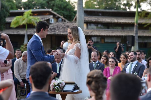 Casamento de Gabriella Xavier Lindenberg Von Schilgen e  Renzo Coelho Binoti