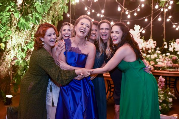 Catia Horts,  Rosanne Pimenta,  Évany Xavier Gazzinelli Cruz,  Zana Fazzolo,  Simone Marcone,  Tatiani Svacina