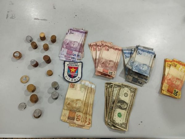 Mais de R$ 1.200 apreendidos dentro de táxi em Vitória