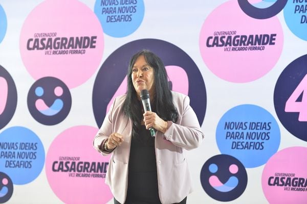 Prefeitos e vice-prefeitos participam de encontro em apoio à reeleição de Renato Casagrande (PSB) e Rose de Freitas (MDB)
