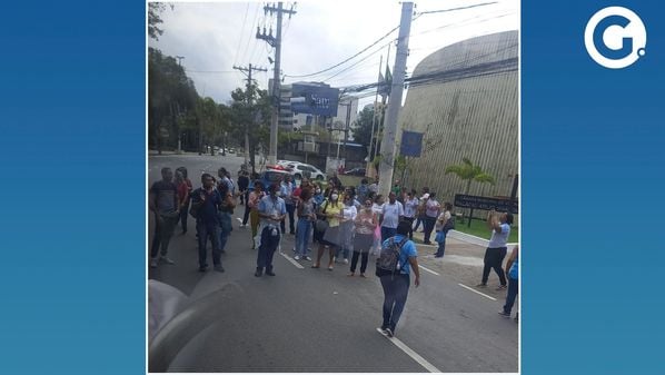 Grupo ocupou a pista da avenida no sentido Centro de Vitória em frente à Prefeitura, no bairro Bento Ferreira