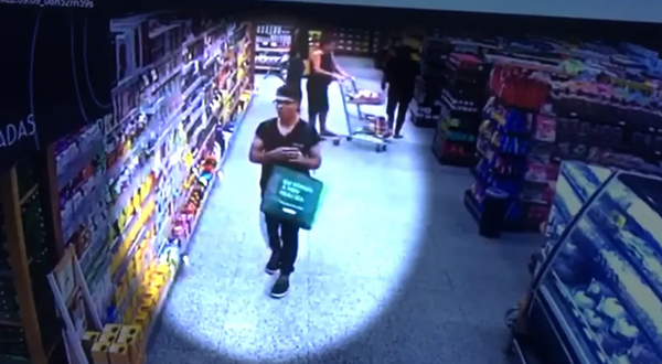 Técnico de enfermagem colocava itens na bolsa para furtar em Vila Velha