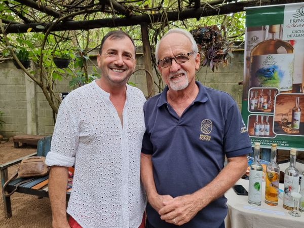 Laerty Tavares  e Rosalvo Marcos Trazzi