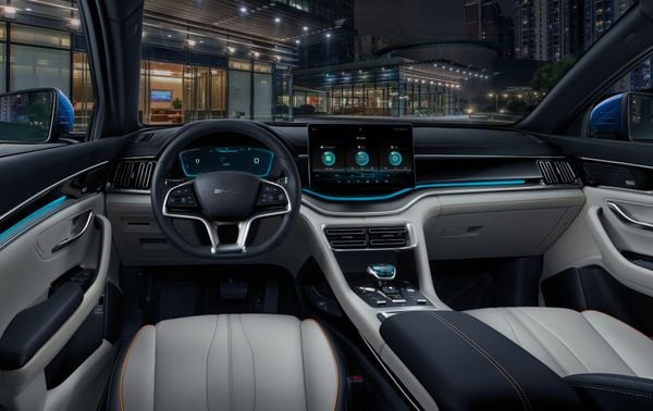 BYD inicia pré-venda do SUV híbrido Song Plus DM-i