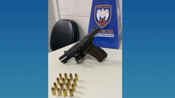 Arma apreendida após troca de tiros no Centro da Serra por Polícia Militar