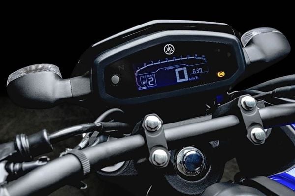 Yamaha Fazer FZ15 ABS investe em categoria premium de baixa cilindrada