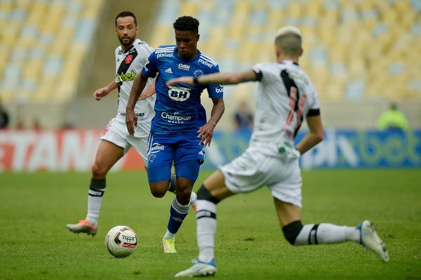 Cruzeiro e Vasco se enfrentam nesta quarta-feira (21)