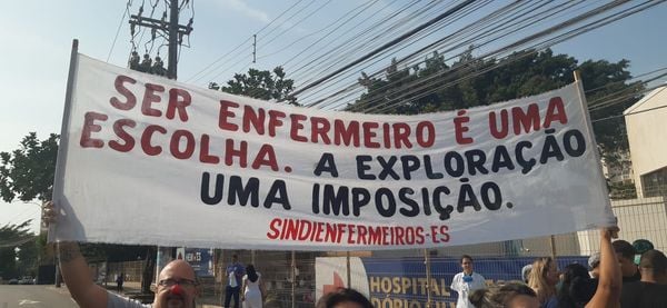 Enfermeiros protestam na Serra contra a suspensão do piso