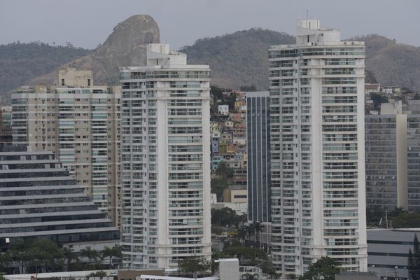 Concretagem da ciclovia na Terceira Ponte, no sentido Vitória a Vila Velha, fica pronto  por Vitor Jubini