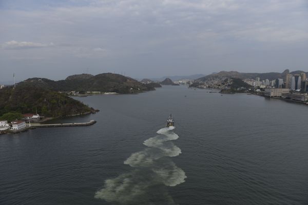 Concretagem da ciclovia na Terceira Ponte, no sentido Vitória a Vila Velha, fica pronto  por Vitor Jubini
