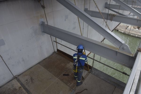Concretagem da ciclovia na Terceira Ponte, no sentido Vitória a Vila Velha, fica pronto  por Vitor Jubini