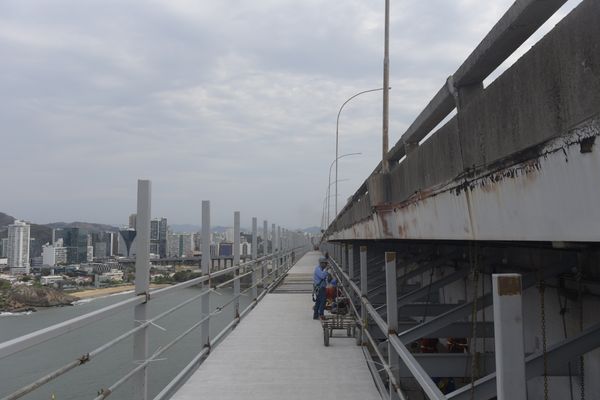 Concretagem da ciclovia na Terceira Ponte, no sentido Vitória a Vila Velha, fica pronto  por Vitor Jubini