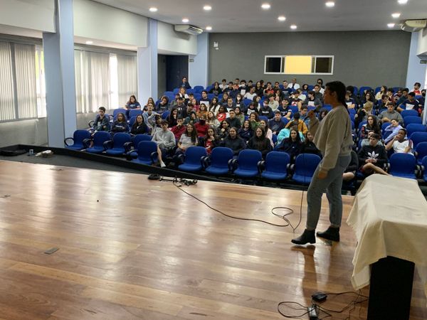 Oficina do Informação de Verdade no Colégio Salesiano, em Jardim Camburi, Vitória por Colégio Salesiano/Divulgação