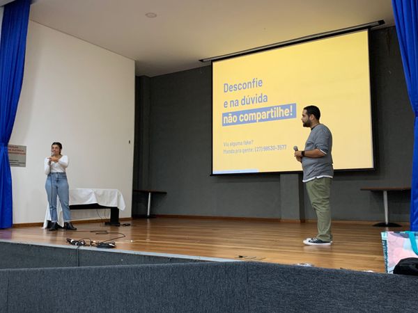 Oficina do Informação de Verdade no Colégio Salesiano, em Jardim Camburi, Vitória por Colégio Salesiano/Divulgação