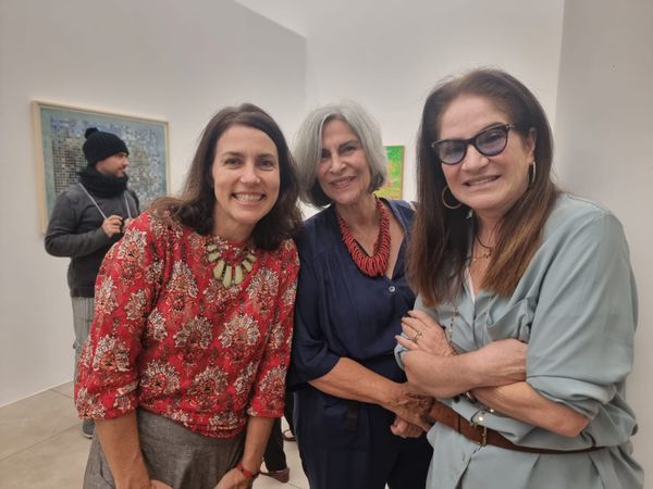 Ana Calzavara, Carol Abreu e Graziela Debbane