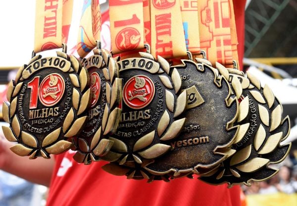 31º 10 Milhas Garoto - medalhas  por Carlos Alberto Silva