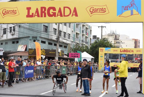 31º 10 Milhas Garoto - Largada do cadeirante por Carlos Alberto Silva