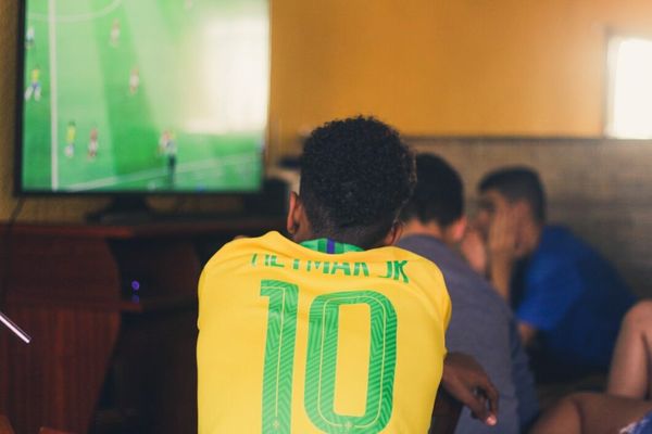 A Gazeta | Folga em dia de jogo do Brasil na Copa do Mundo? É bom combinar  antes