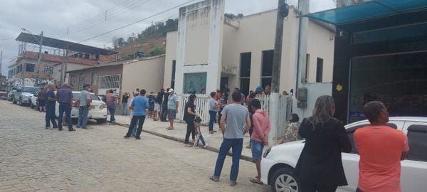 Velório acontece em uma igreja Batista em Barra de São Francisco