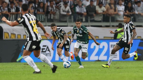 Atlético-MG e Palmeiras se enfrentam no Mineirão, em Belo Horizonte, pela 28ª rodada do Brasileirão