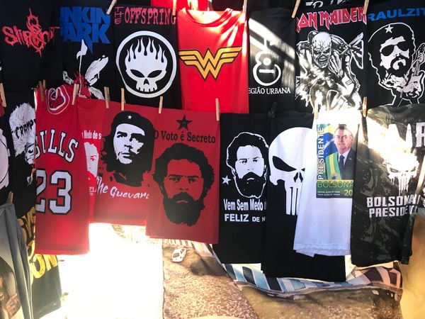 "Datatoalha" na Praça Costa Pereira por Atílio Esperandio