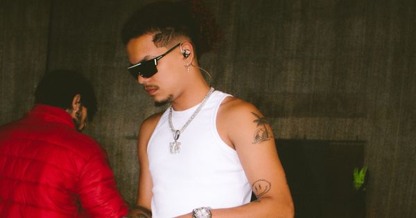 Vk Texas Rapper 'Tocou, Pocou' traz músicas de VK Mac, Maré Tardia, Diego Comum e Lyvia ...
