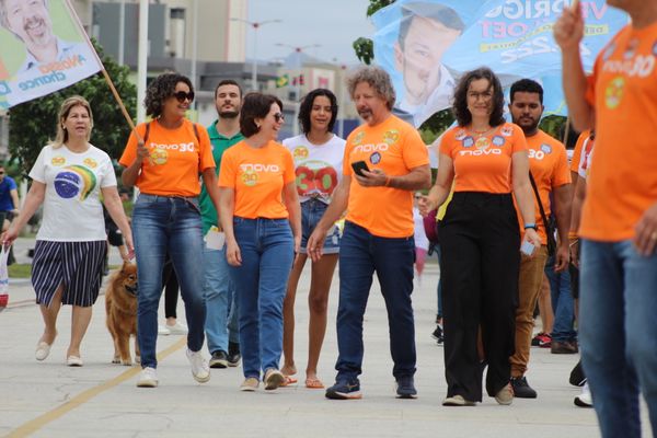 Caminhada com Aridelmo por Vitor Recla