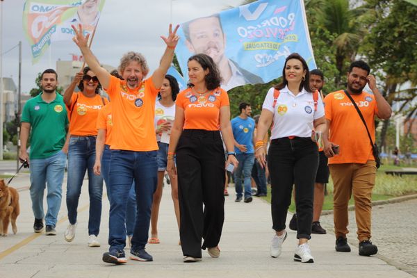 Candidato e seu grupo por Vitor Recla