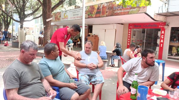 Capitão Vinicius Sousa (PSTU) fazendo 