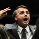 Imagem - Bolsonaro ataca repórter argentino durante votação: 'Vai falar do teu país'