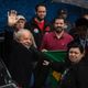 Imagem - Lula chega para votar em São Bernardo do Campo, seu berço político