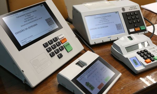 Urnas eletrônicas que apresentam problemas estão sendo substituídas