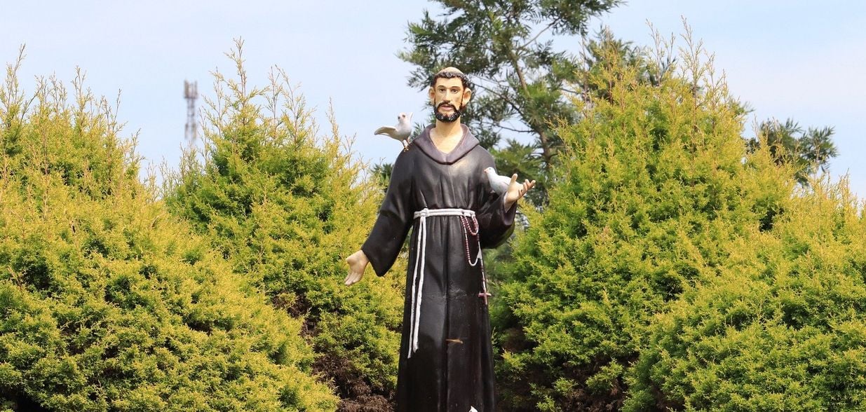 Quem conta é o Frei Gabriel Dellandrea, Guardião do Convento da Penha