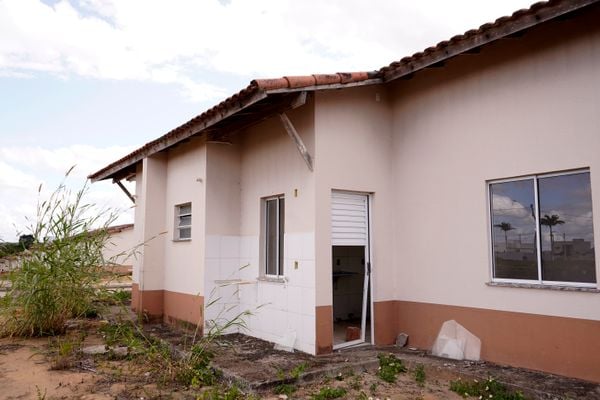 Casas abandonadas em Sooretama por Fernando Madeira