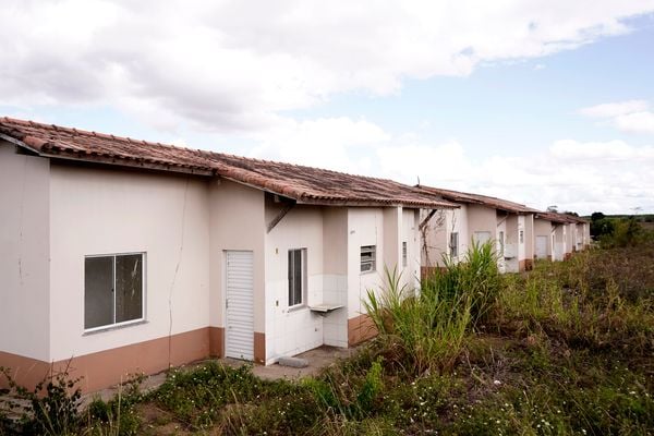 Casas abandonadas em Sooretama por Fernando Madeira