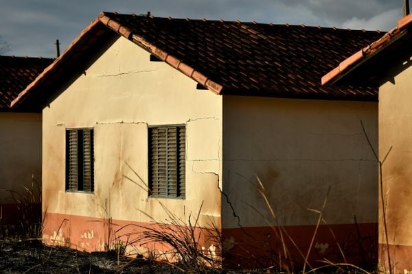 Casas do condomínio Mata do Cacau do programa Minha Casa Minha Vida em Linhares por Fernando Madeira