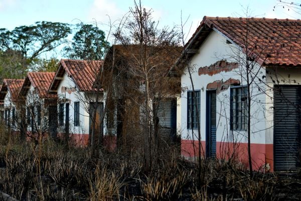 Casas do condomínio Mata do Cacau do programa Minha Casa Minha Vida em Linhares por Fernando Madeira